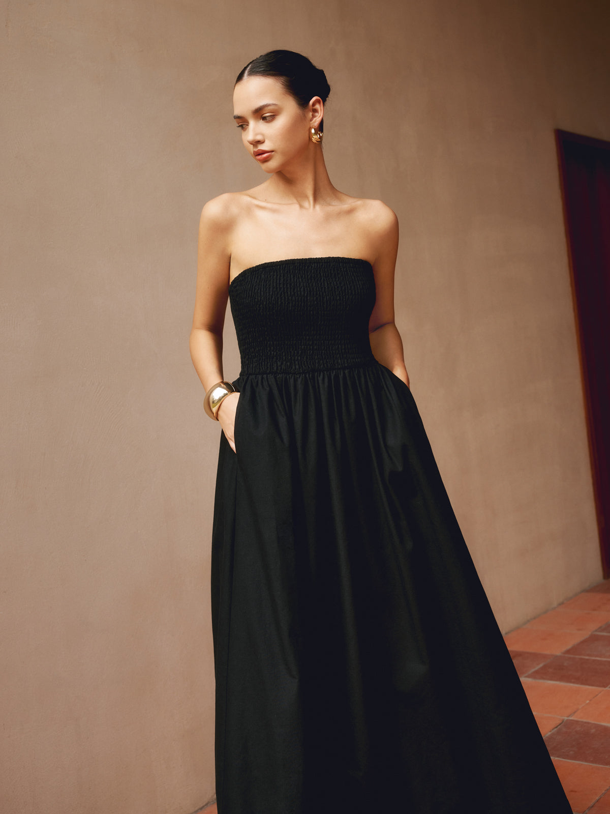 Vestido Largo sin Tirantes con Pliegues de Algodón y Lino